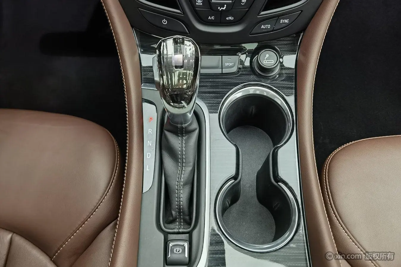 Buick Envision 2018 28T 4WD Luxury