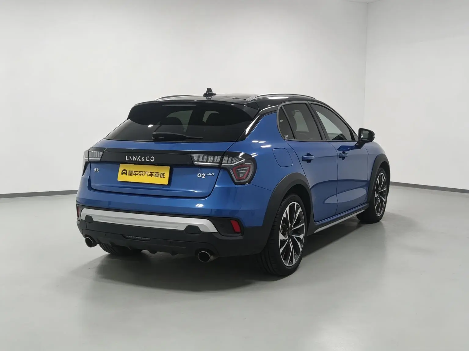 Lynk & Co 02 2018 2.0T DCT 4WD Dynamic Pro China V
