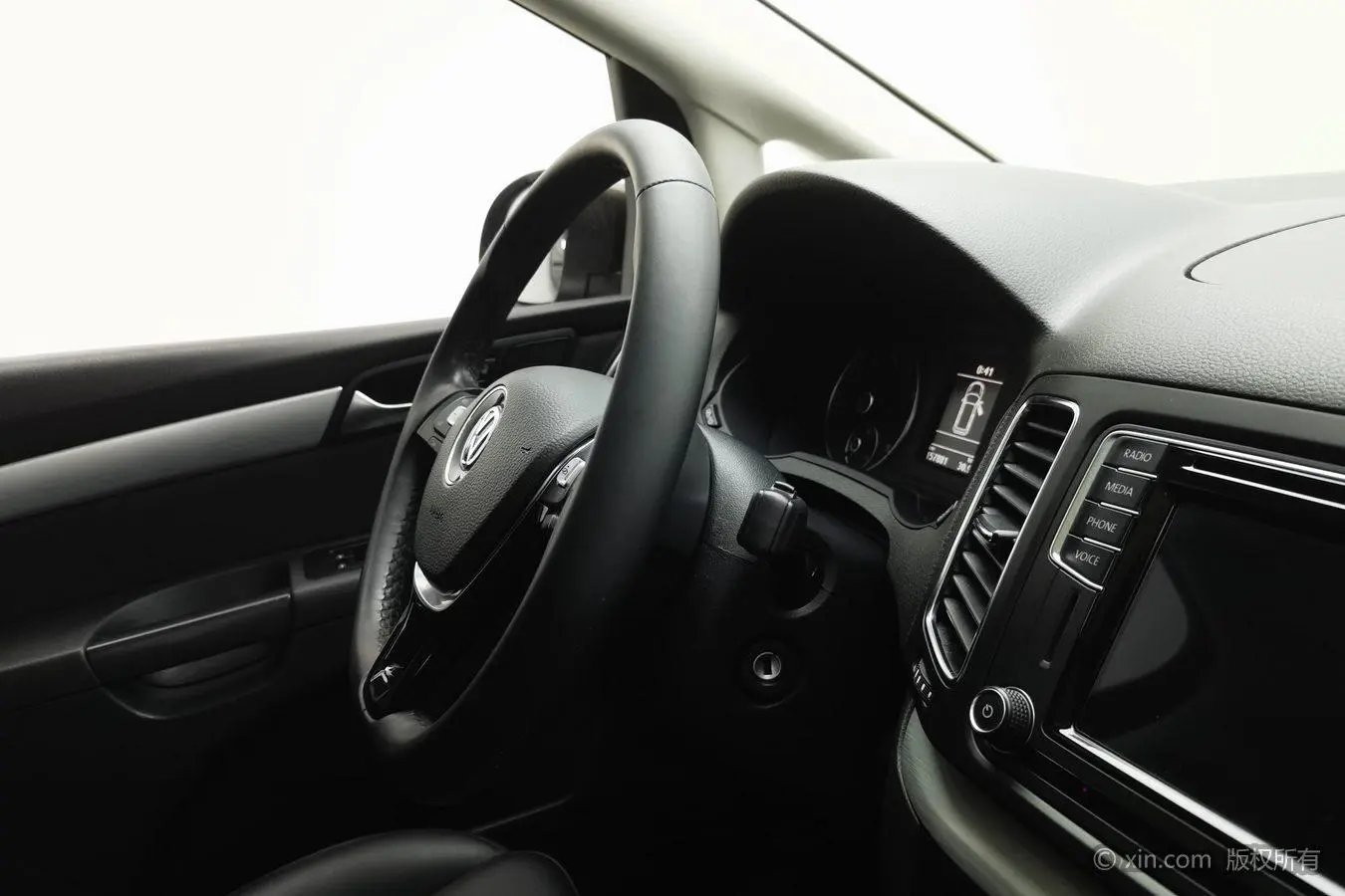 Volkswagen Sharan 2018 380TSI 7 seat