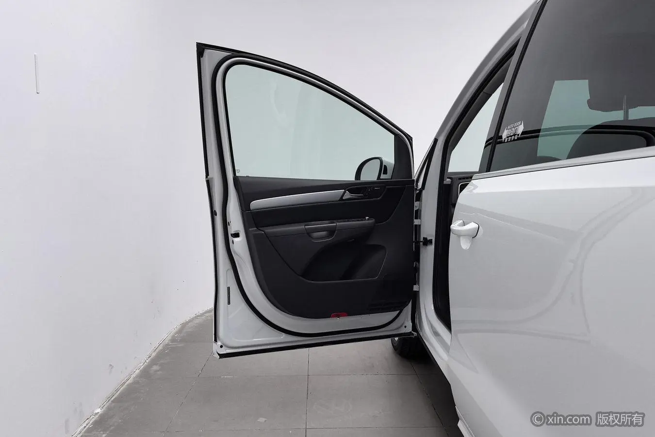 Volkswagen Sharan 2018 380TSI 7 seat