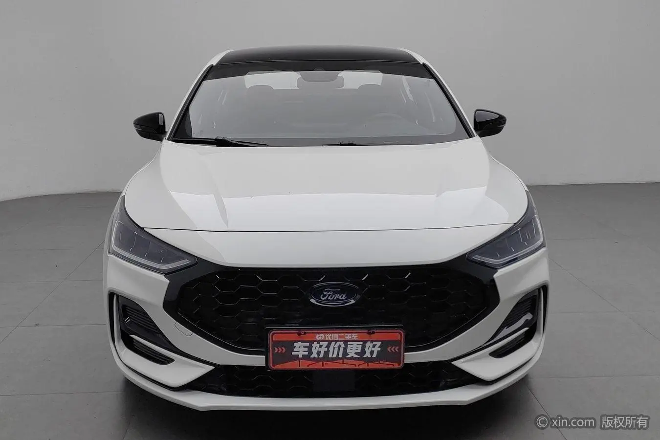 Ford Focus 2022 Sedan EcoBoost 180 Auto ST Line
