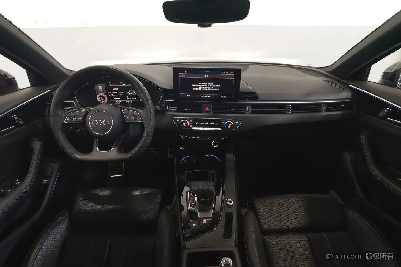 Audi A4L 2024 40 TFSI Dynamic Luxury