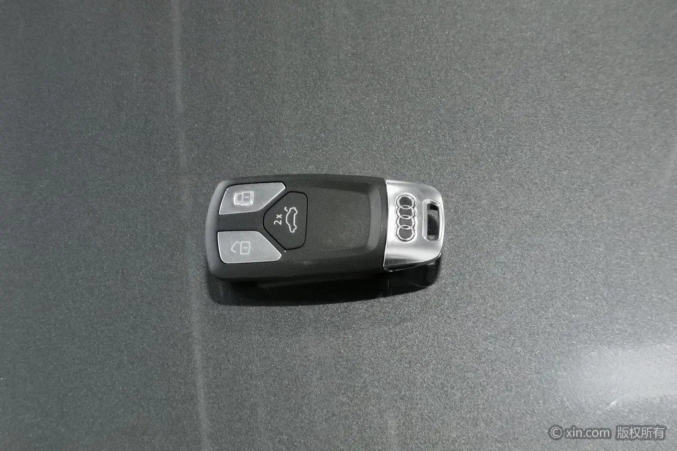 Audi A4L 2024 40 TFSI Dynamic Luxury