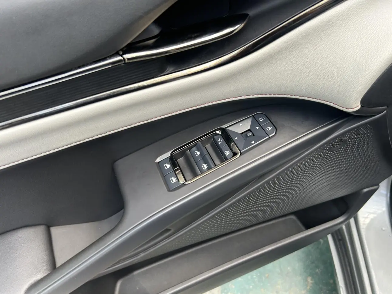 Ford Mondeo 2022 Facelift EcoBoost 245 Luxury