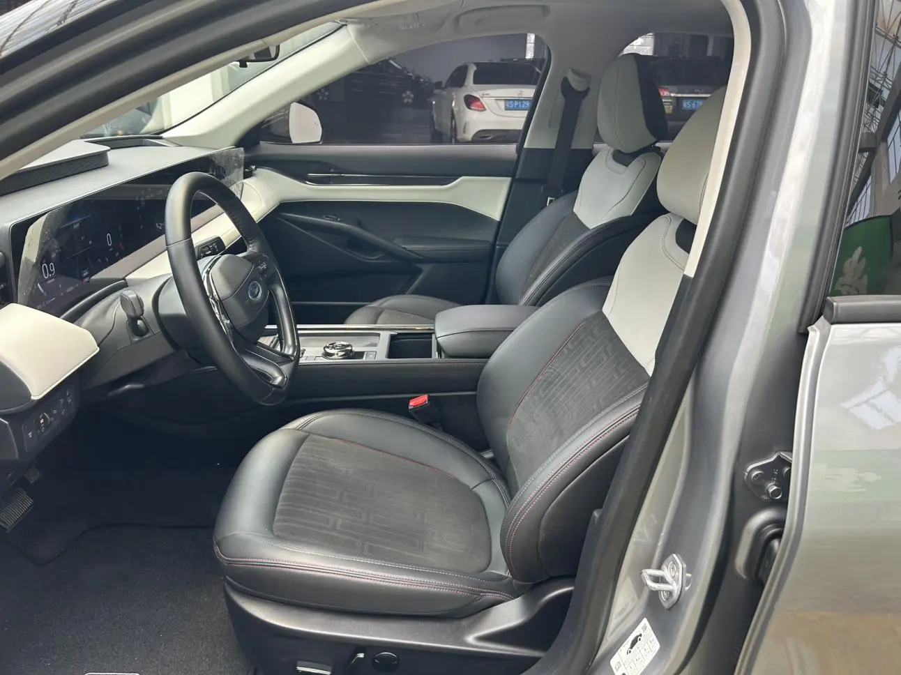 Ford Mondeo 2022 Facelift EcoBoost 245 Luxury