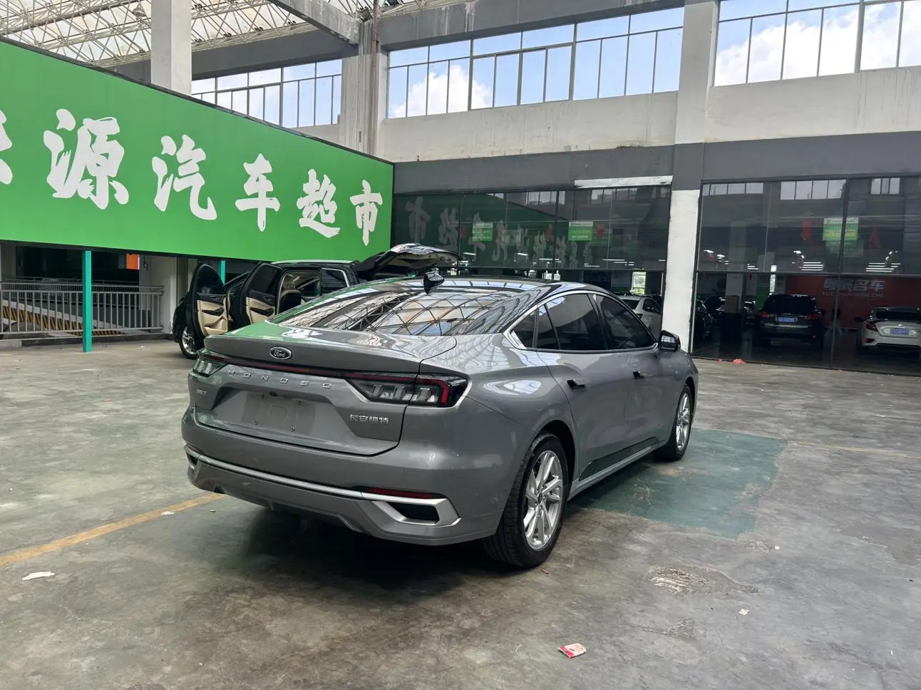 Ford Mondeo 2022 Facelift EcoBoost 245 Luxury