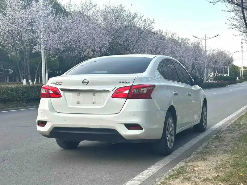 Sylphy 2022 Classic 1.6 XE CVT Comfort Edition