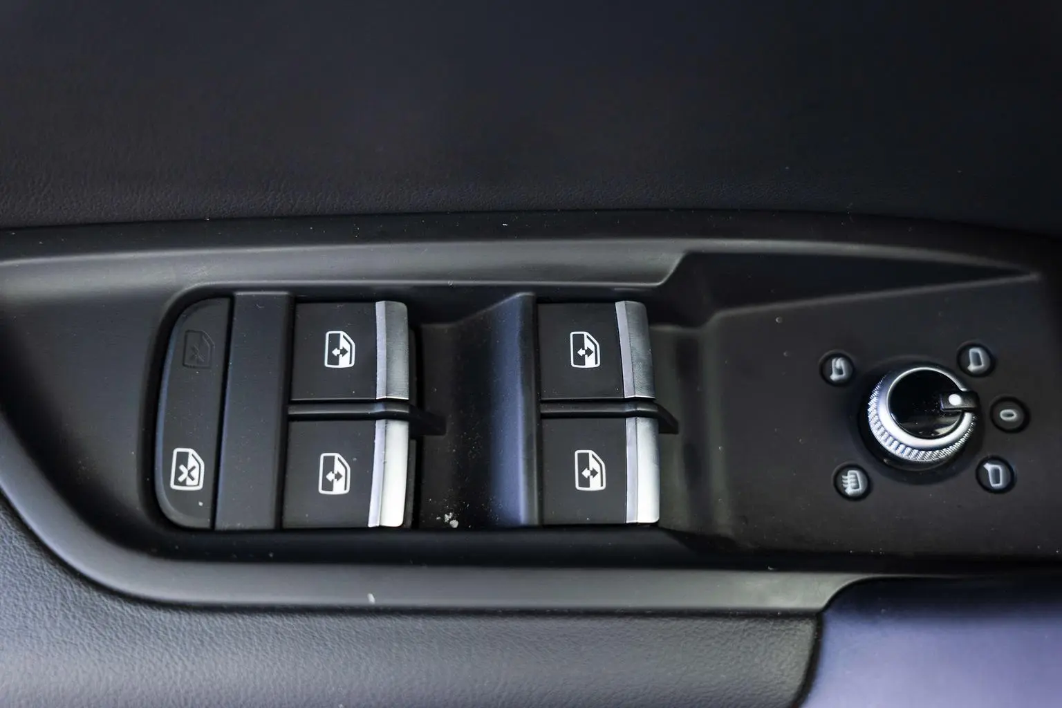 Audi Q5L 2020 Facelift 40 TFSI Fashion