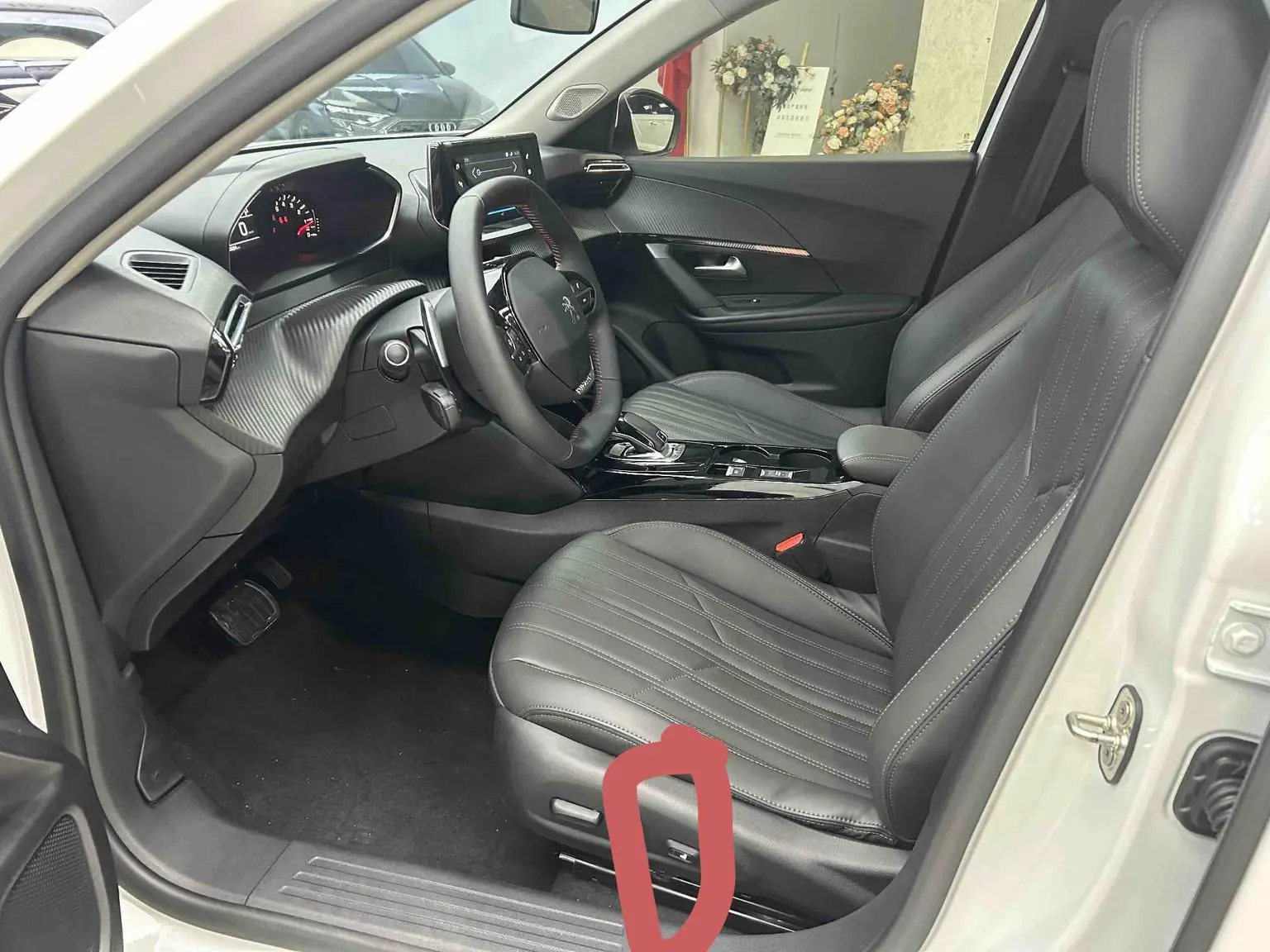 Peugeot 2008 2022 230THP THE ONE