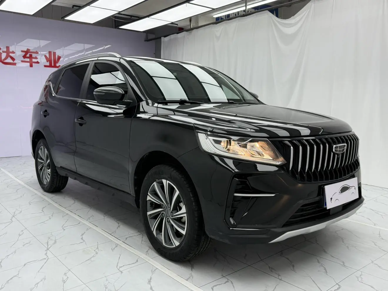 Geely X6 2020 1.4T Auto Luxury