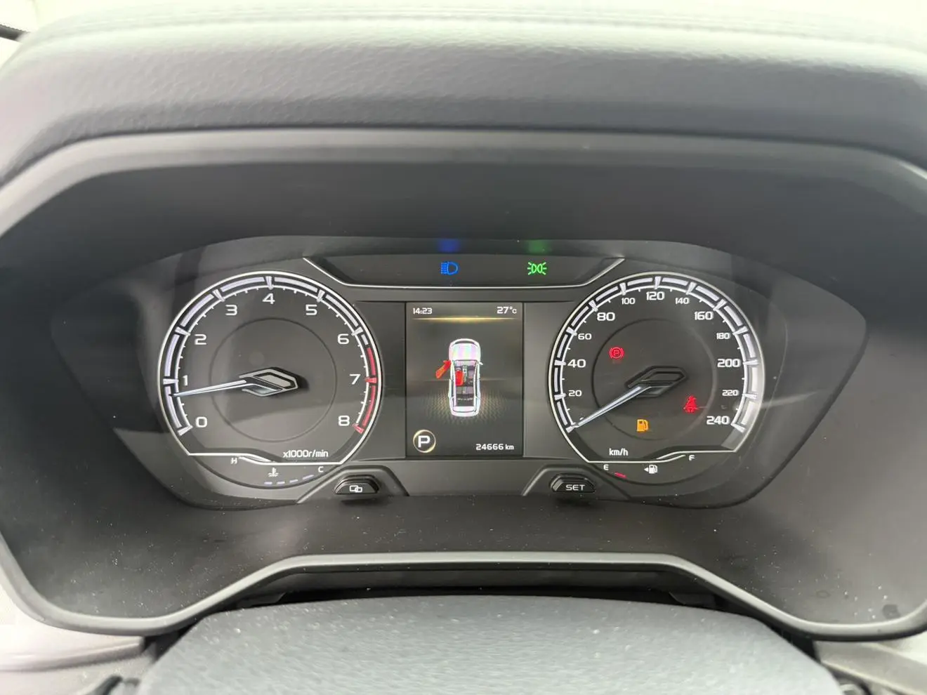Geely X6 2020 1.4T Auto Luxury