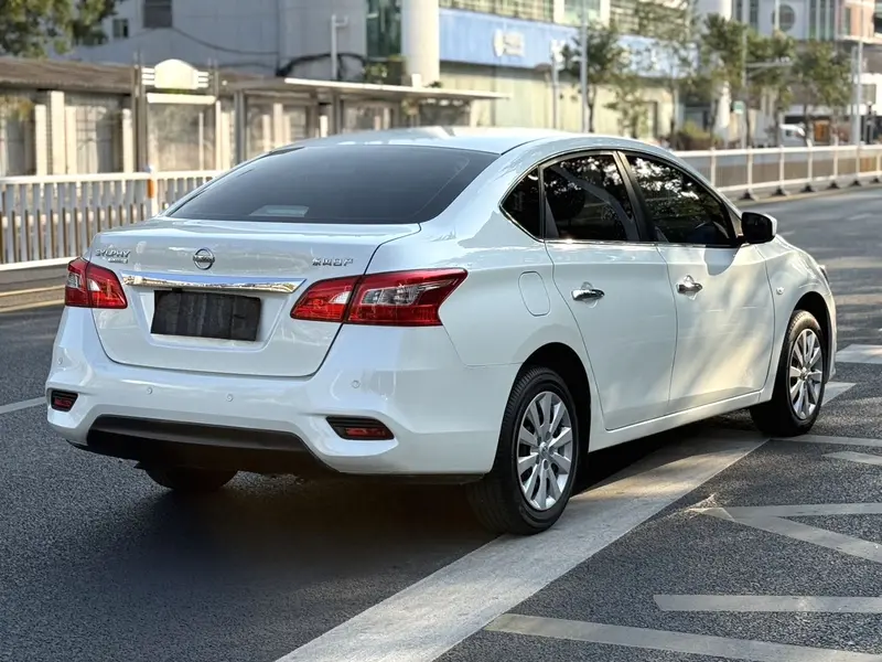 Sylphy 2022 Classic 1.6 XE CVT Comfort Edition