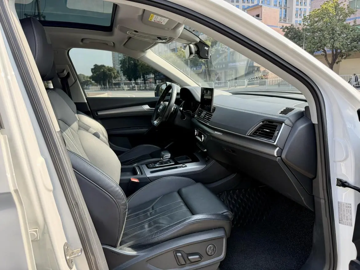 Audi Q5L 2021 40 TFSI Dynamic Fashion