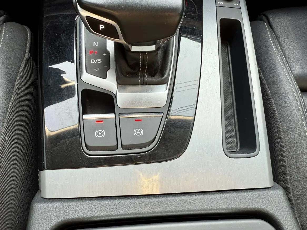 Audi Q5L 2021 40 TFSI Dynamic Fashion