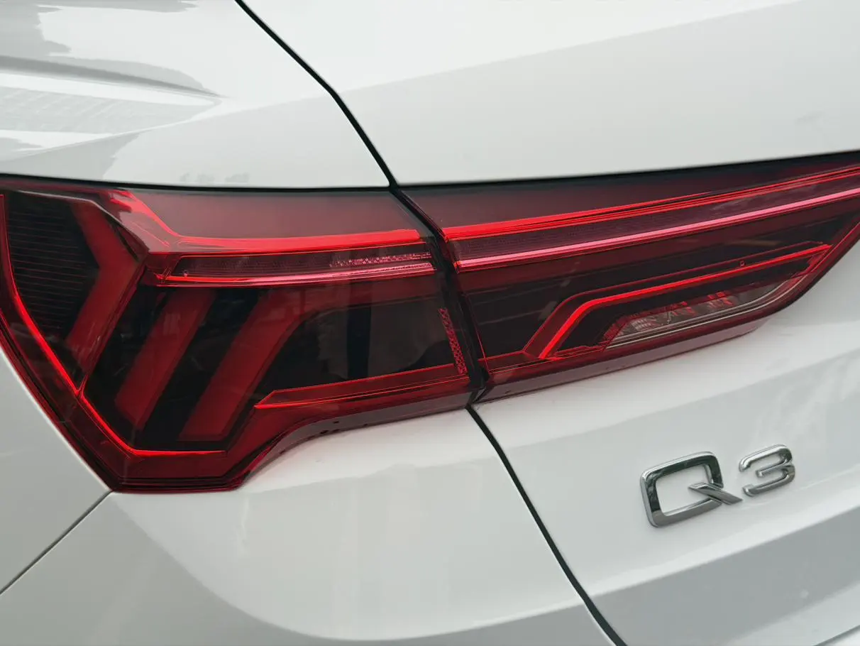 Audi Q3 2020 35 TFSI Dynamic Fashion