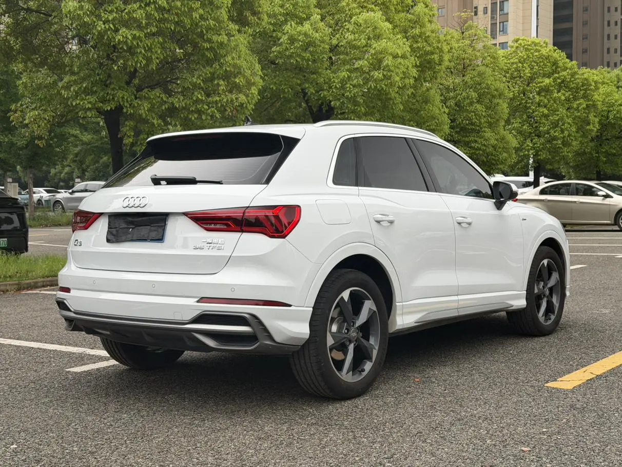 Audi Q3 2020 35 TFSI Dynamic Fashion
