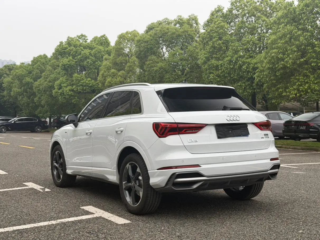 Audi Q3 2020 35 TFSI Dynamic Fashion