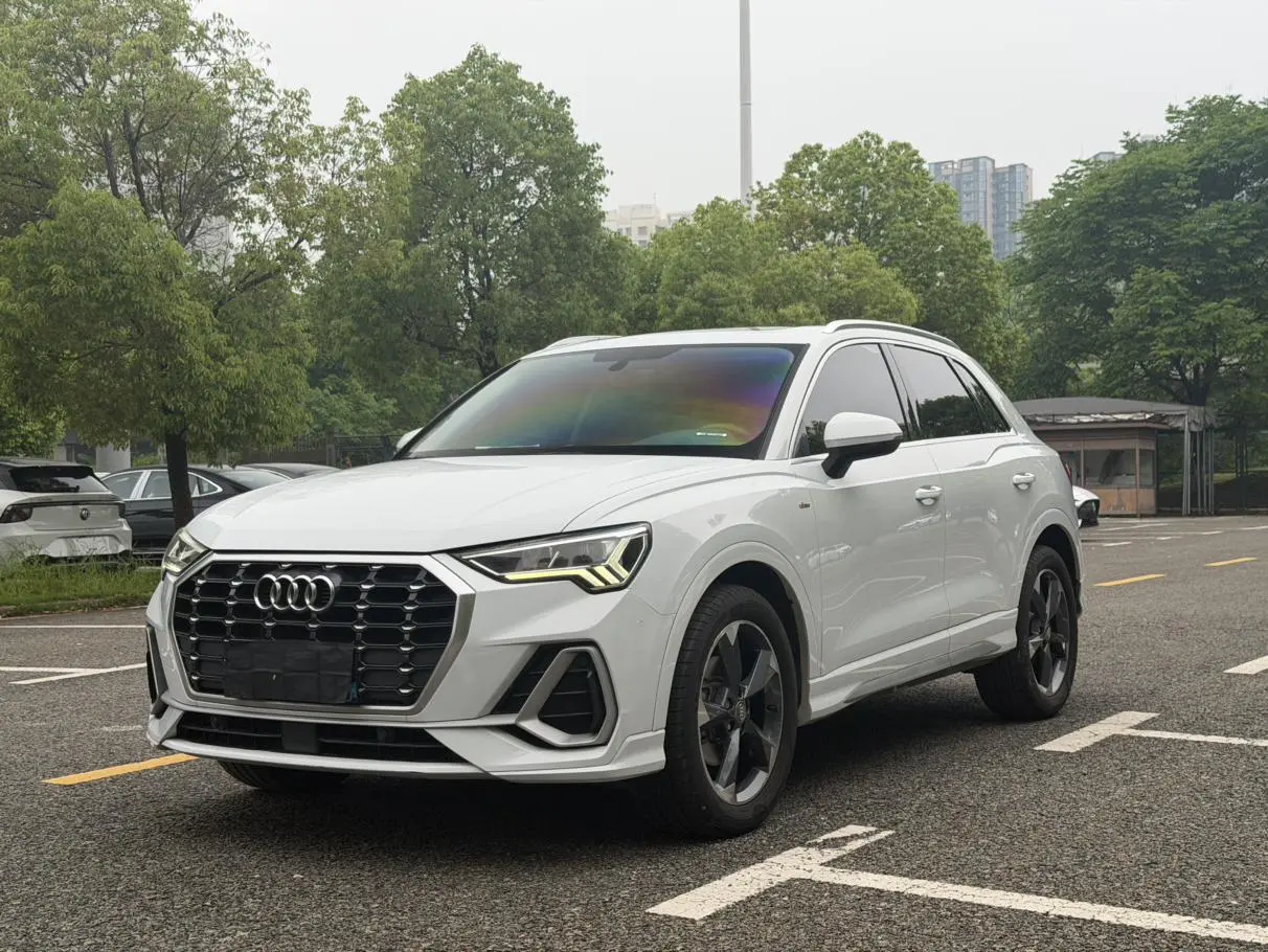 Audi Q3 2020 35 TFSI Dynamic Fashion