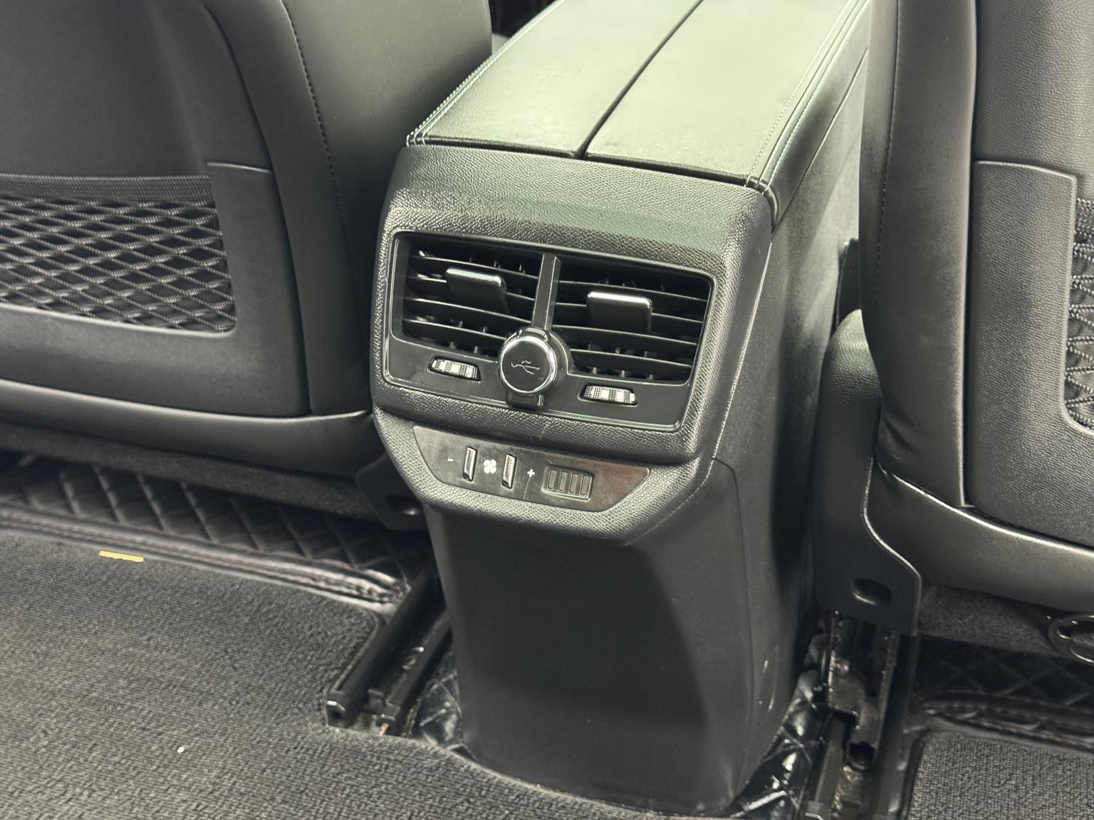 Peugeot 5008 2023 400THP 5 seat