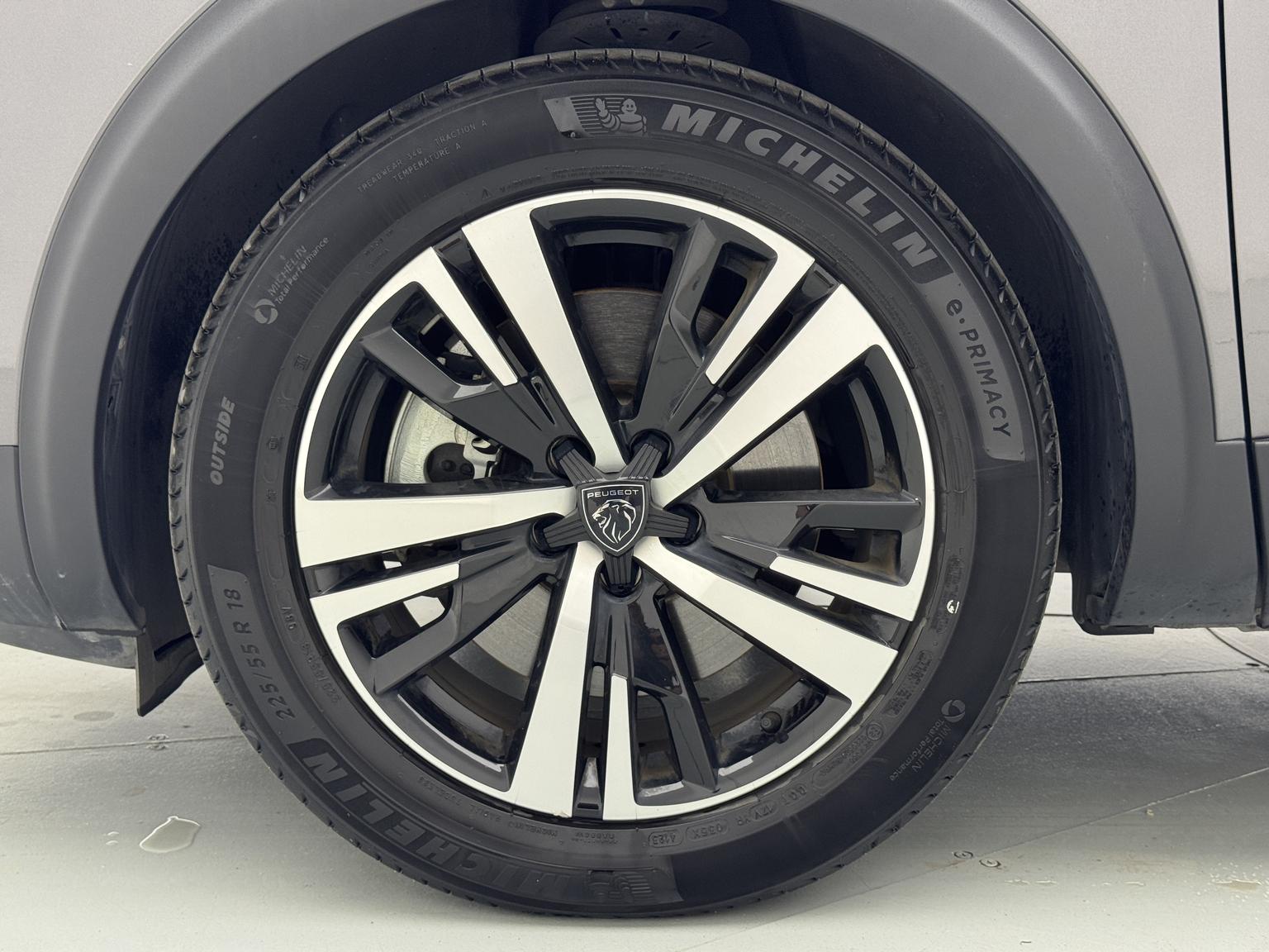 Peugeot 5008 2023 400THP 5 seat