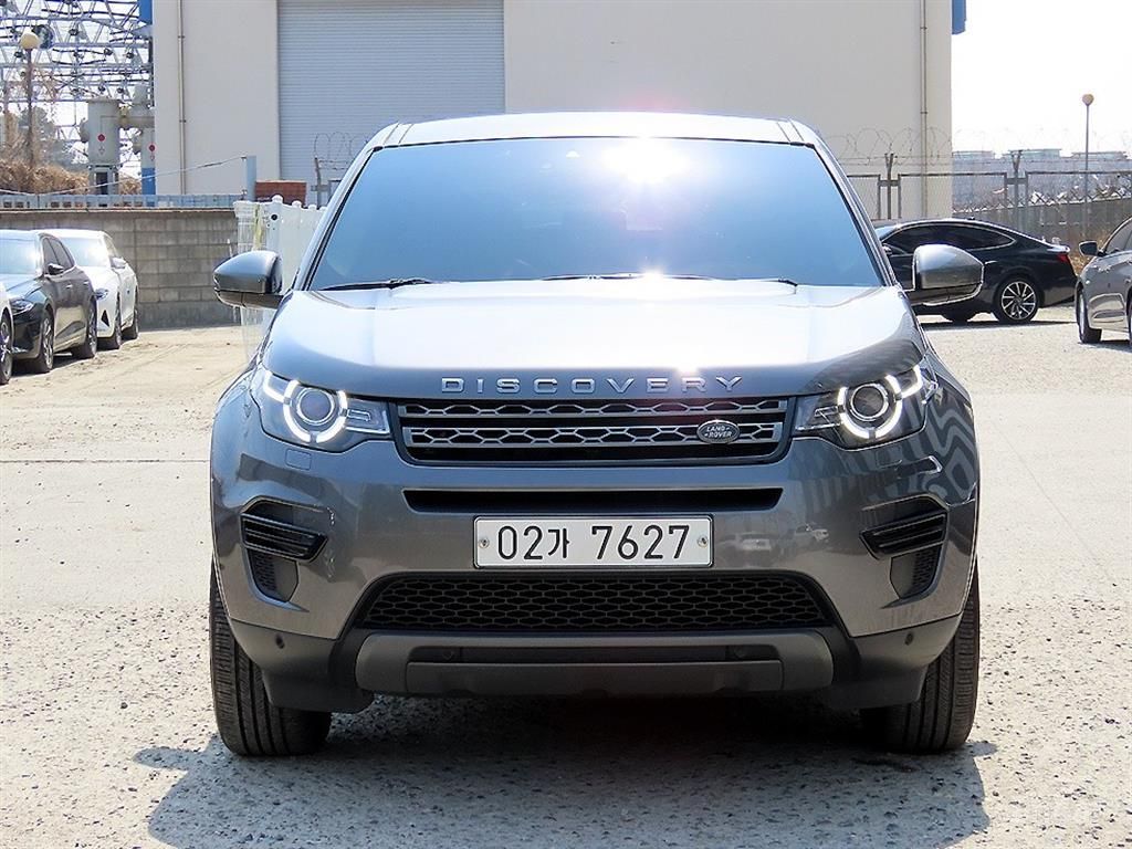 Land Rover Discovery Sports 2.0 TD4 SE (150 horsepower) 2017