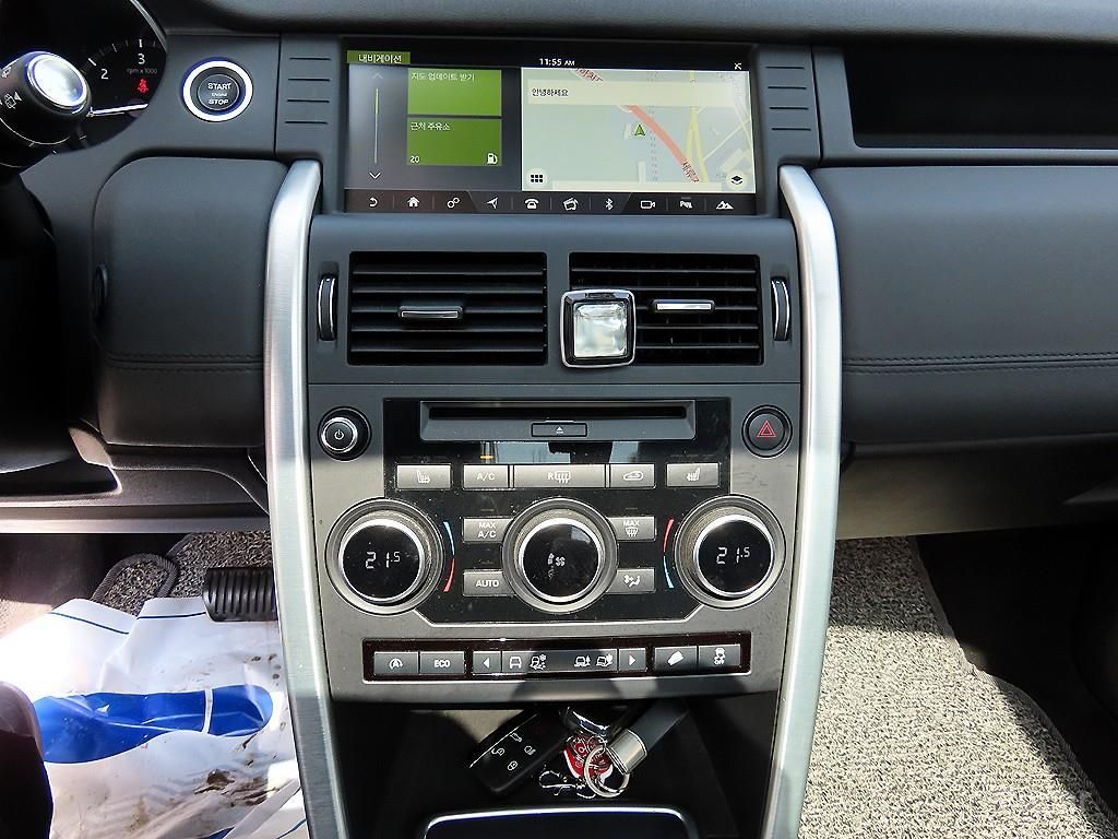 Land Rover Discovery Sports 2.0 TD4 SE (150 horsepower) 2017