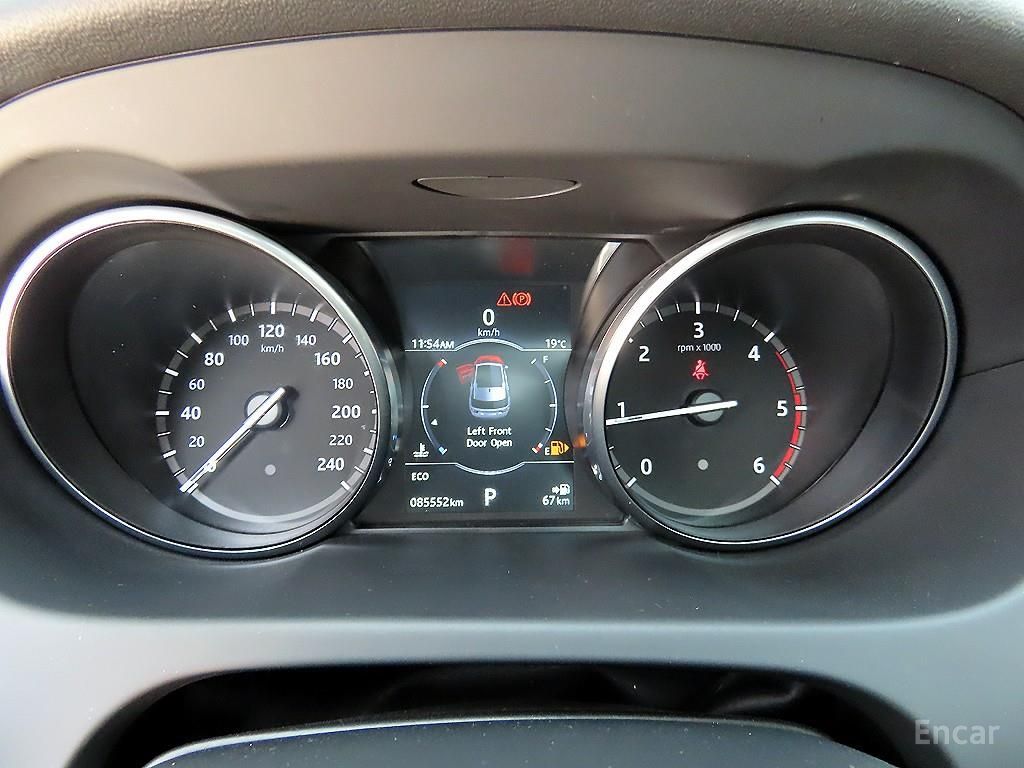 Land Rover Discovery Sports 2.0 TD4 SE (150 horsepower) 2017