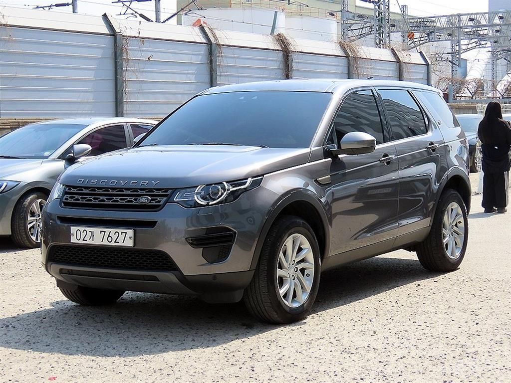 Land Rover Discovery Sports 2.0 TD4 SE (150 horsepower) 2017