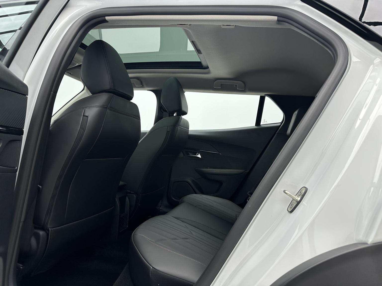 Peugeot 2008 2022 230THP THE ONE