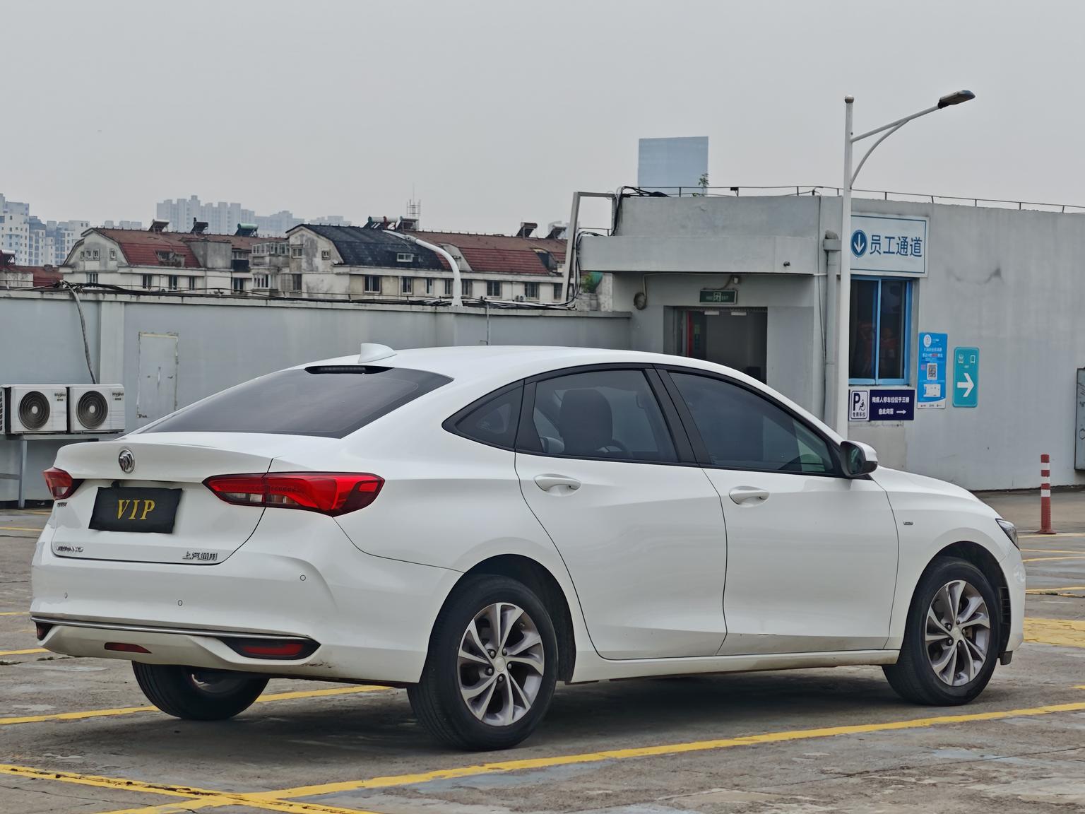 Buick Verano 2022 Pro 533T