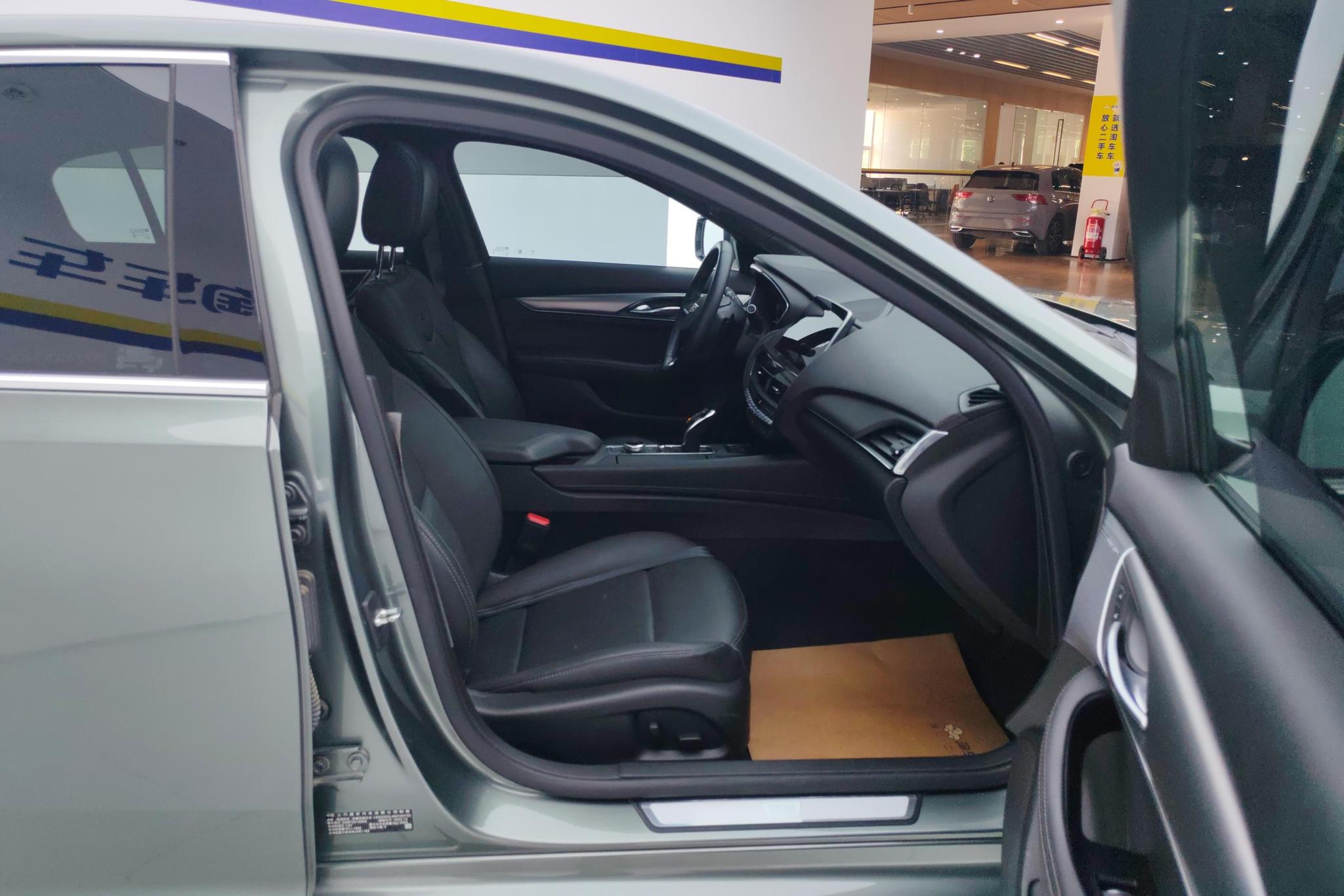 Cadillac CT5 2022 28T Luxury Standard