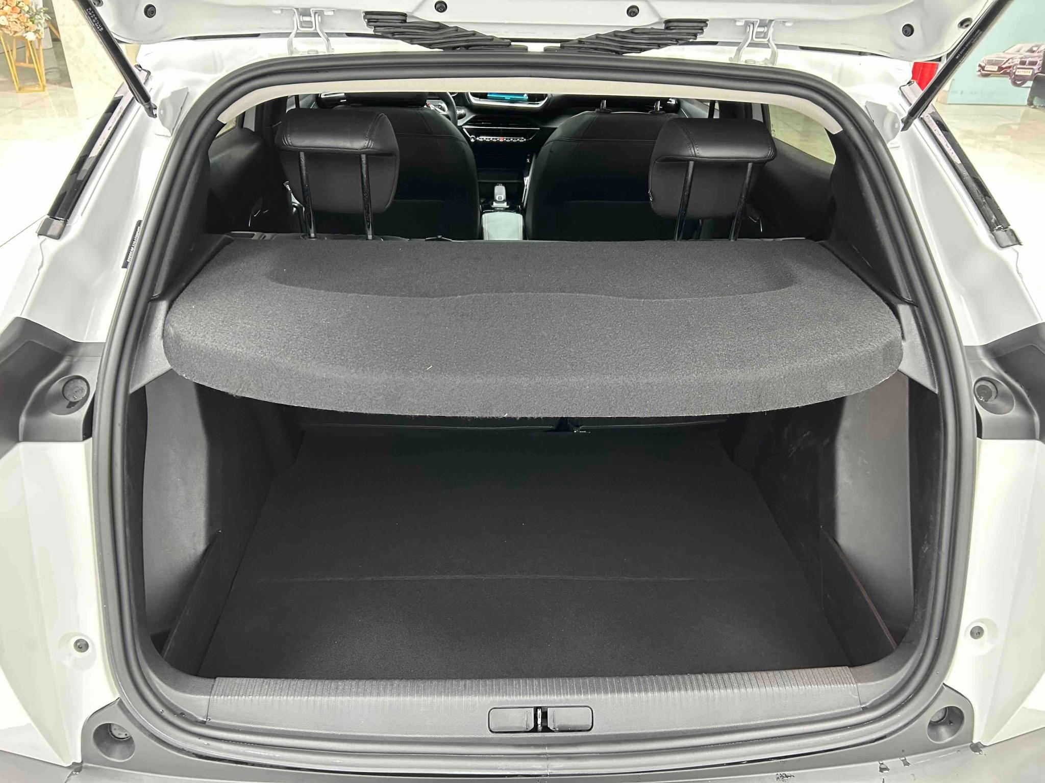 Peugeot 2008 2022 230THP THE ONE