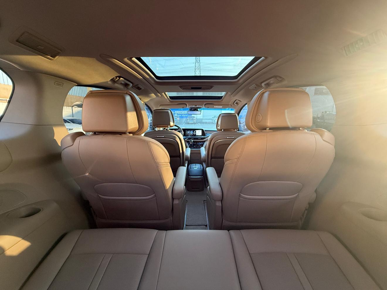 Buick GL8 2021 ES LuZun 653T Luxury