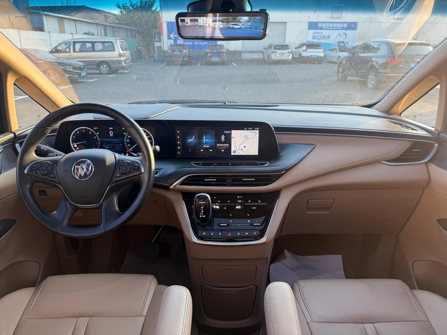 Buick GL8 2021 ES LuZun 653T Luxury