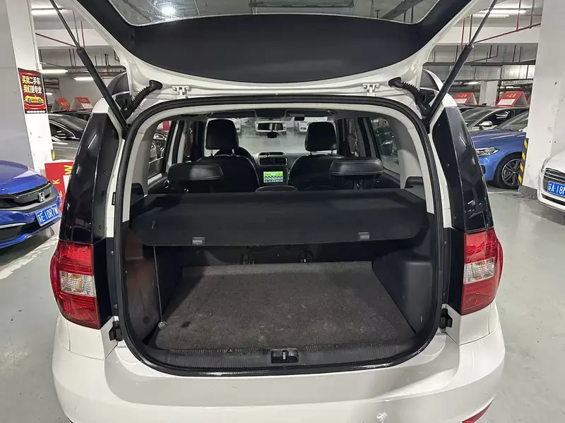 Yeti 2017 TSI280 DSG Car Enjoy Brother Edition