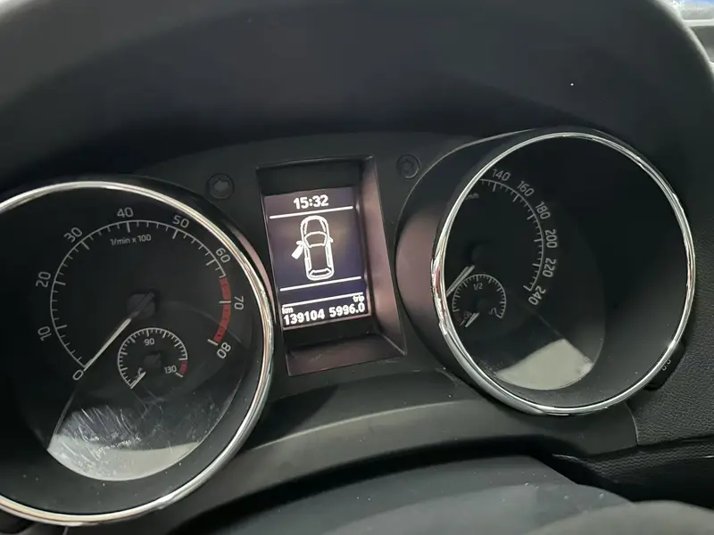 Yeti 2017 TSI280 DSG Car Enjoy Brother Edition
