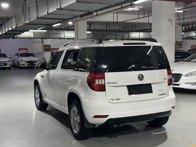 Yeti 2017 TSI280 DSG Car Enjoy Brother Edition