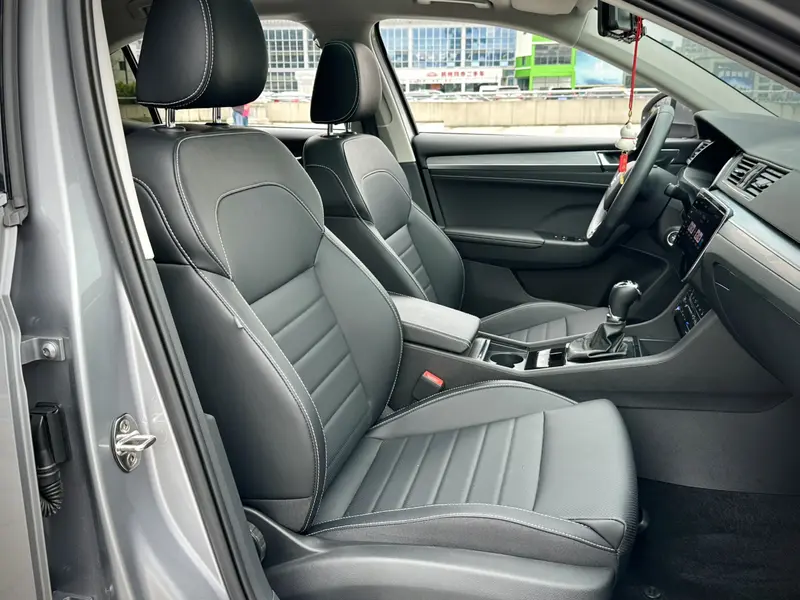Superb 2024 TSI280 DSG Exclusive Edition