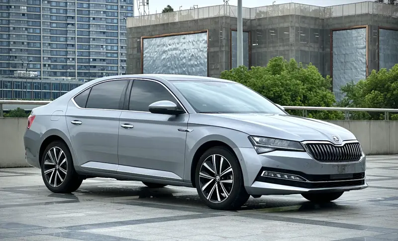 Superb 2024 TSI280 DSG Exclusive Edition