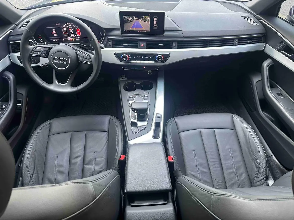 Audi A4L 2018 30 Anniversary 40 TFSI Fashion