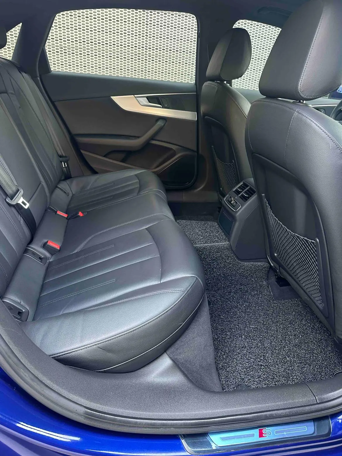 Audi A4L 2018 30 Anniversary 40 TFSI Fashion