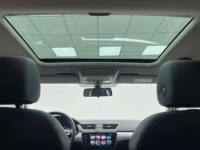 Superb 2024 TSI280 DSG Exclusive Edition