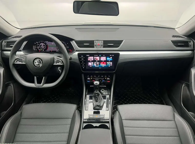 Superb 2024 TSI280 DSG Exclusive Edition