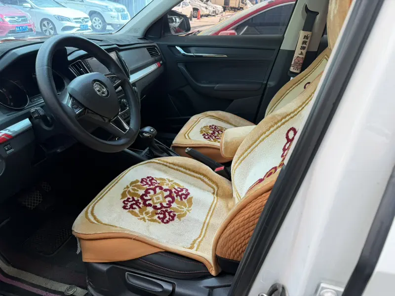 Komic GT 2020 facelift TSI230 DSG flagship version