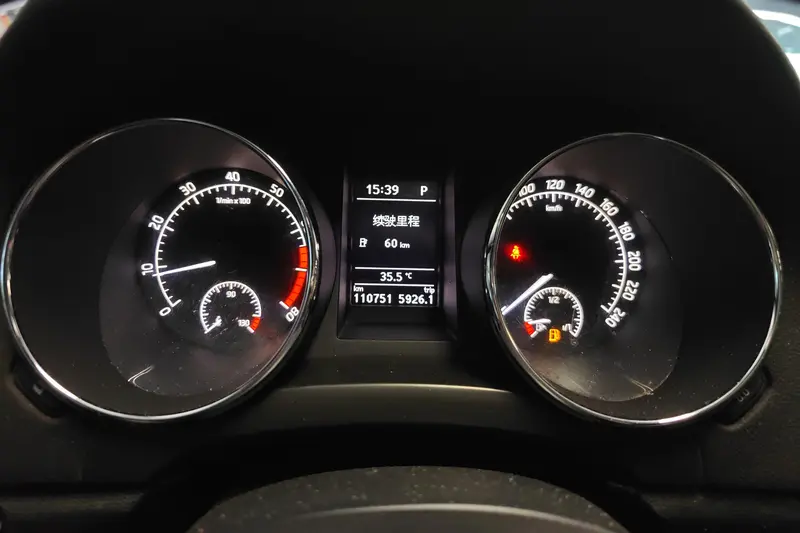 Yeti 2017 TSI280 DSG Car Enjoy Brother Edition