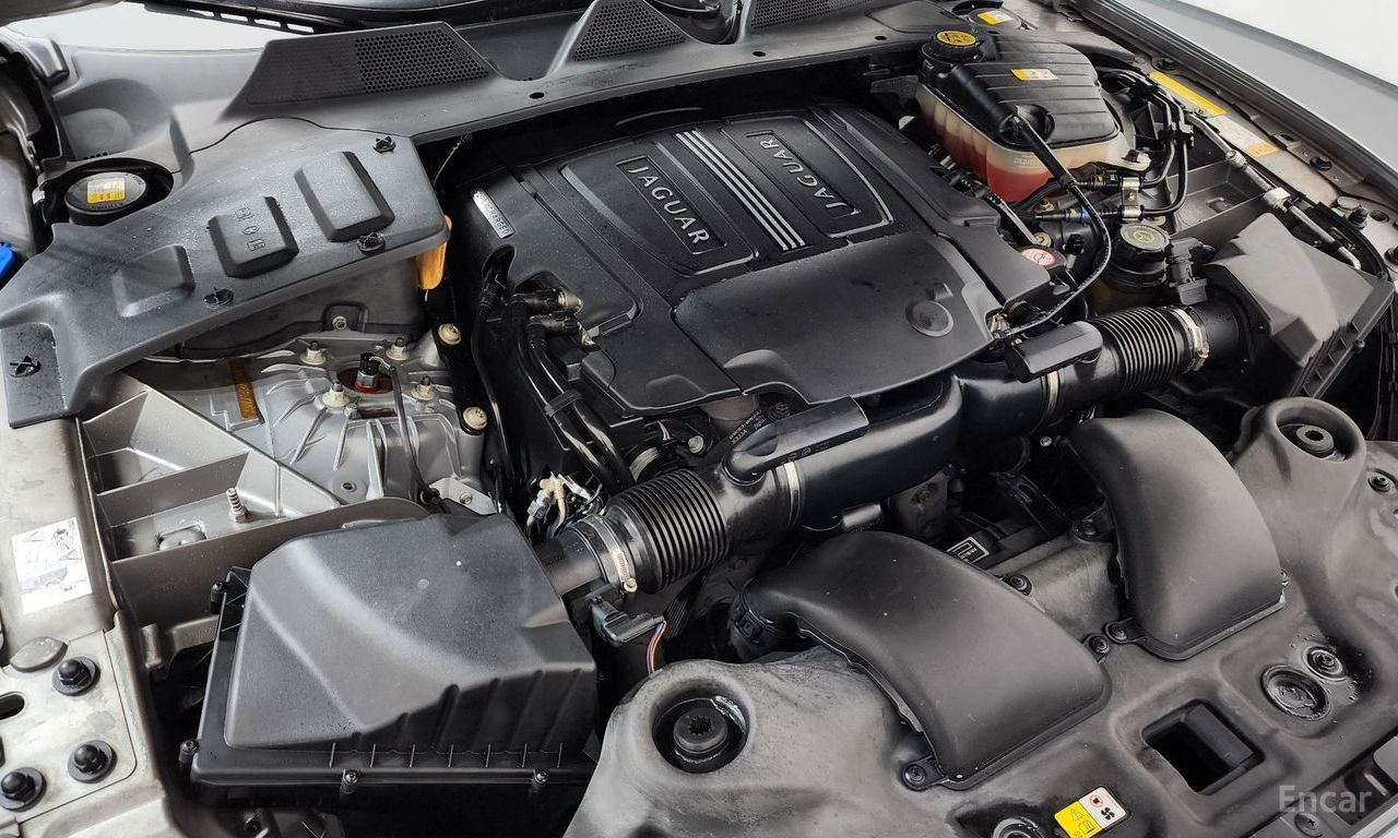 Jaguar All New XJ 3.0 SC Premium Luxury LWB 2014