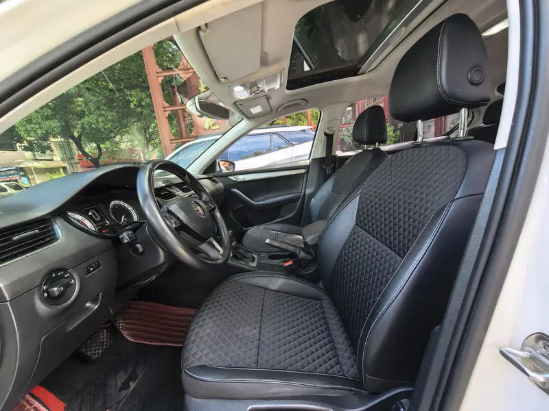 Octavia 2018 TSI230 DSG Deluxe Edition