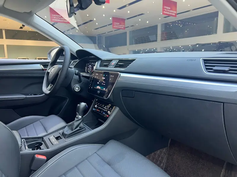 Superb 2024 TSI280 DSG Exclusive Edition