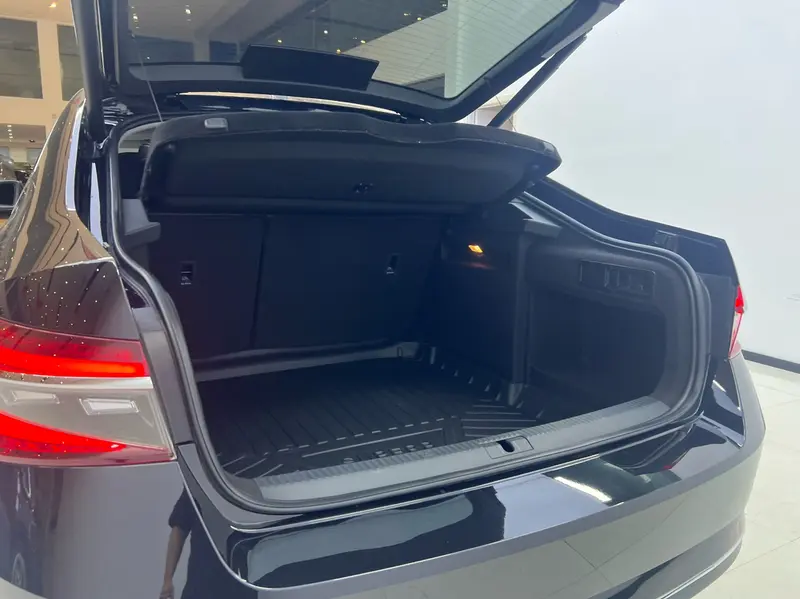 Superb 2024 TSI280 DSG Exclusive Edition
