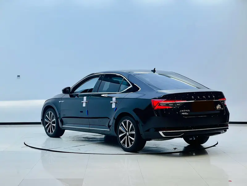 Superb 2024 TSI280 DSG Exclusive Edition